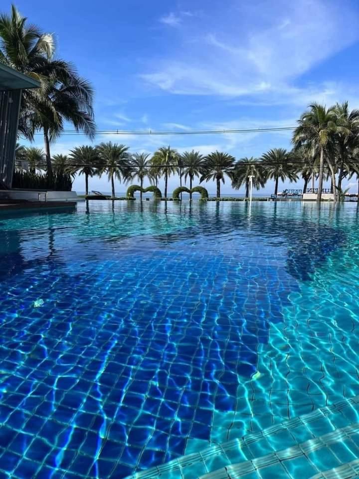 2 ห้องนอน 2 ห้องน้ำ Seaview Jomtien ชั้น18 Apartment Bagian luar foto