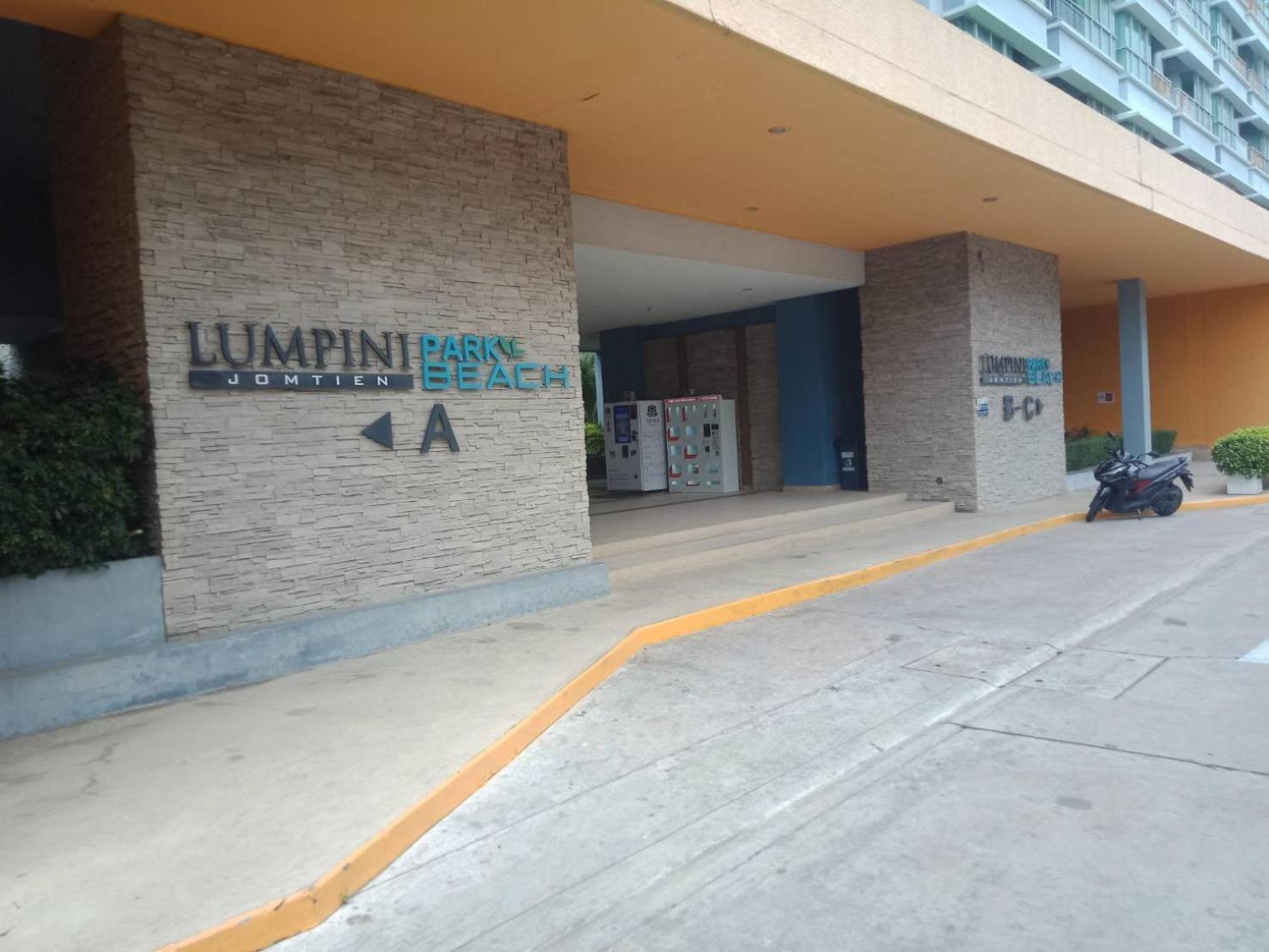 2 ห้องนอน 2 ห้องน้ำ Seaview Jomtien ชั้น18 Apartment Bagian luar foto