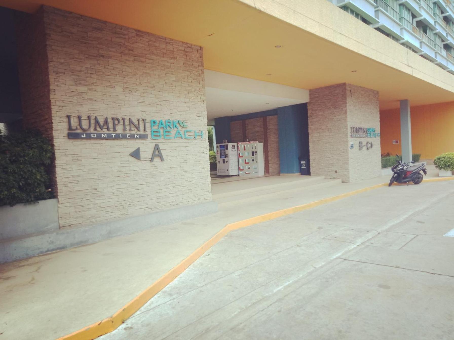 2 ห้องนอน 2 ห้องน้ำ Seaview Jomtien ชั้น18 Apartment Bagian luar foto