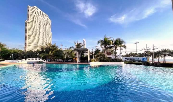 2 ห้องนอน 2 ห้องน้ำ Seaview Jomtien ชั้น18 Apartment Bagian luar foto